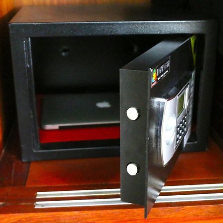 Mali Namphu Hotel Wientian Zewnętrze zdjęcie