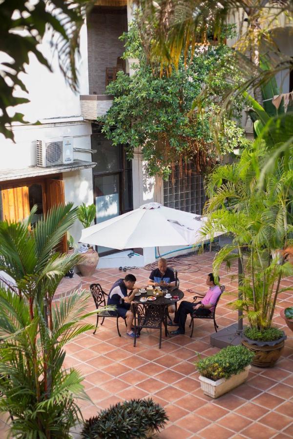 Mali Namphu Hotel Wientian Zewnętrze zdjęcie