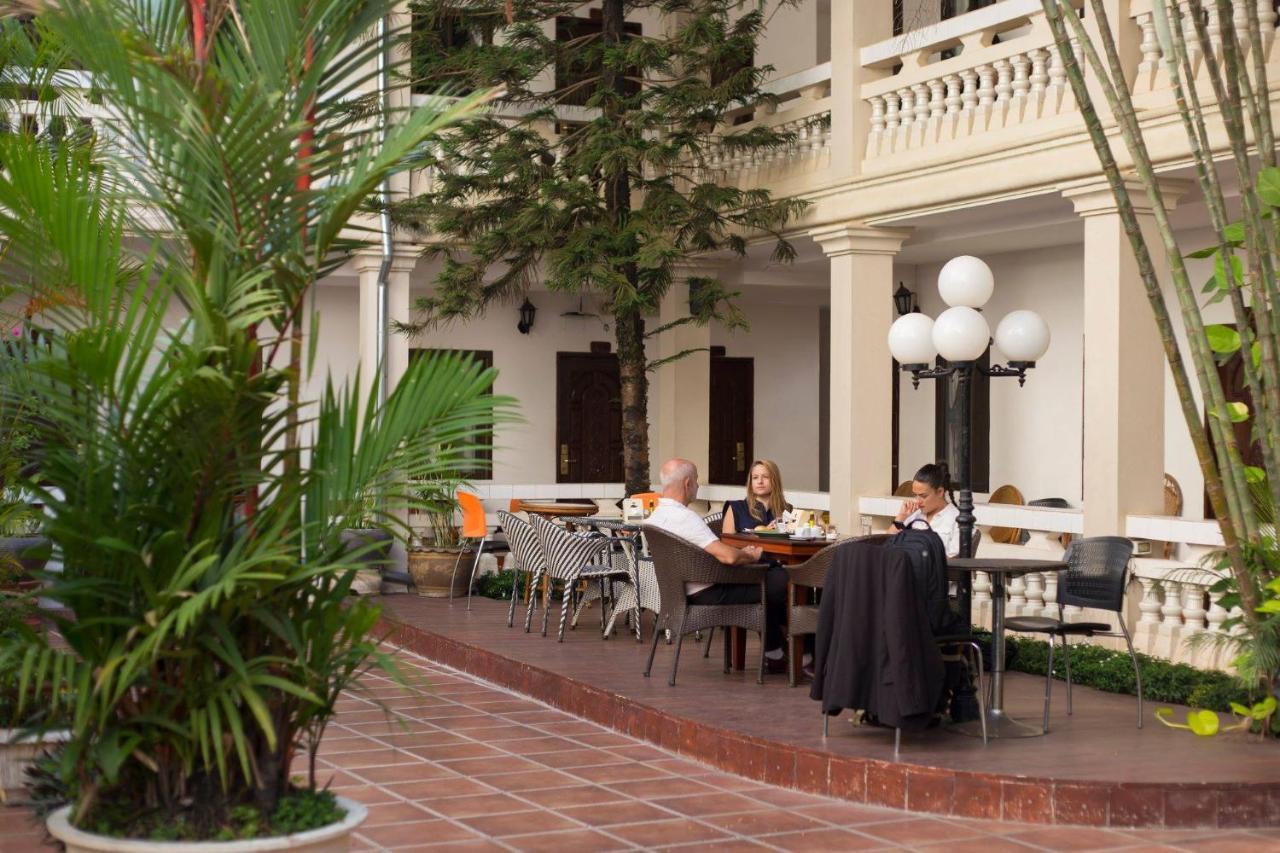 Mali Namphu Hotel Wientian Zewnętrze zdjęcie