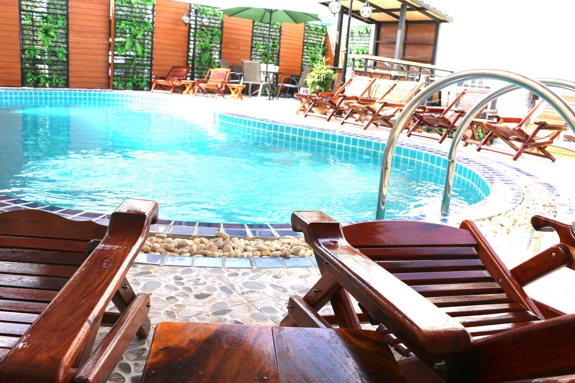 Mali Namphu Hotel Wientian Zewnętrze zdjęcie